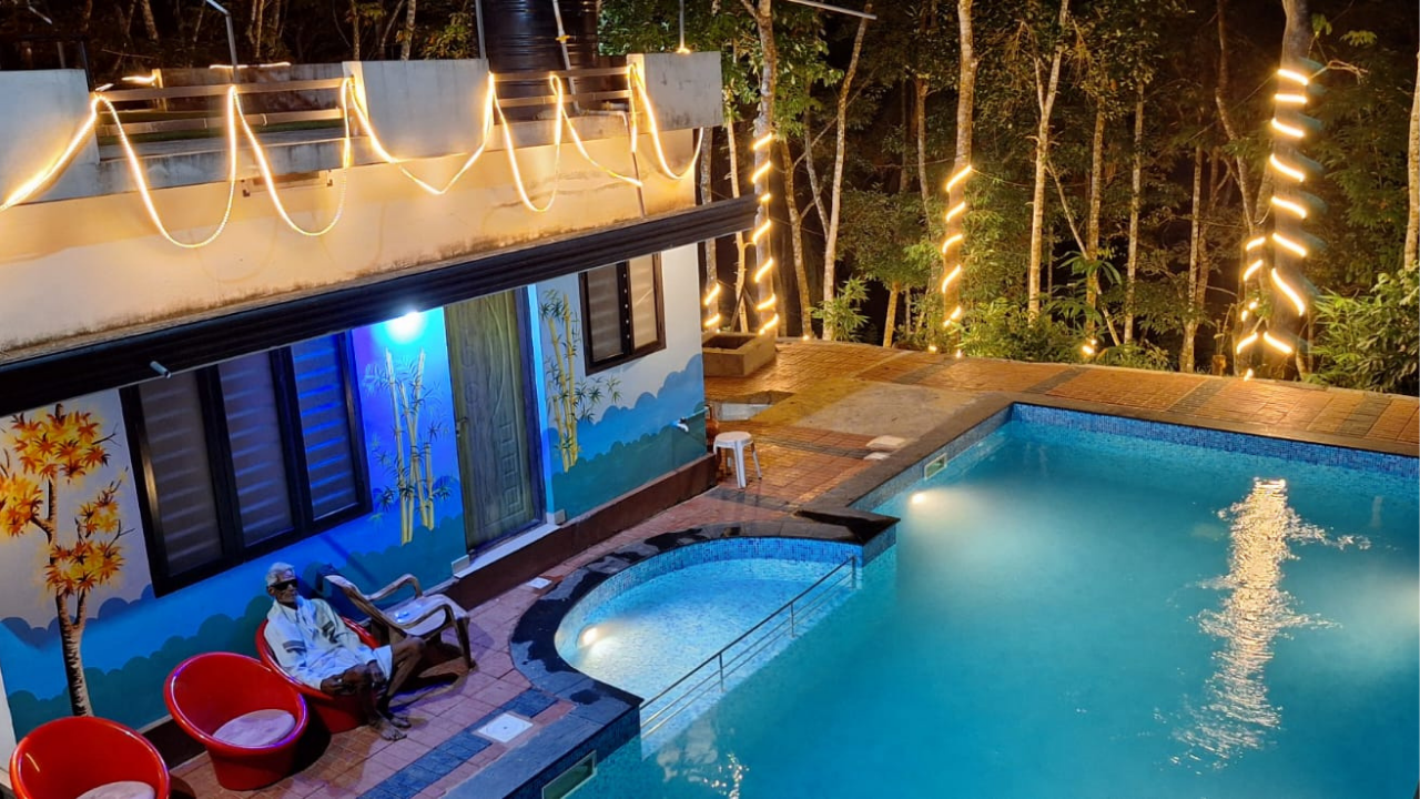 PRIVATE POOL VILLA (2BHK)