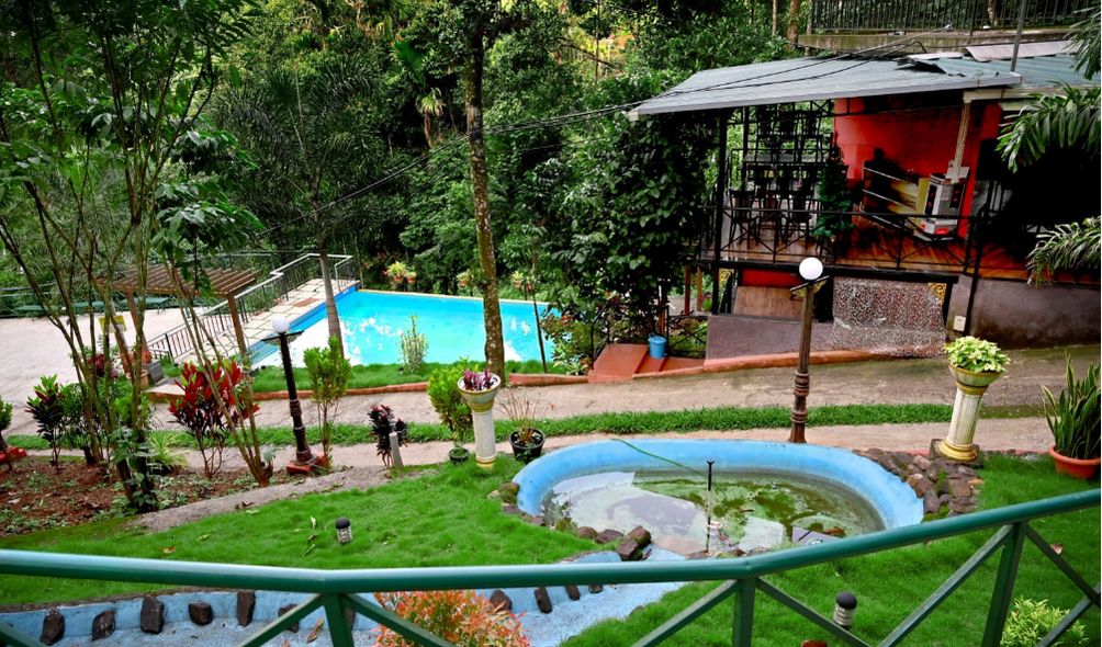 LUXLEMOUNT RESORT 