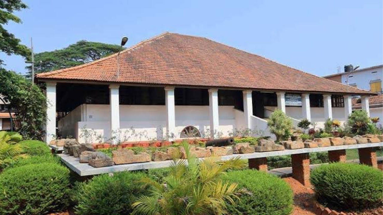 PAZHASSI MUSEUM 