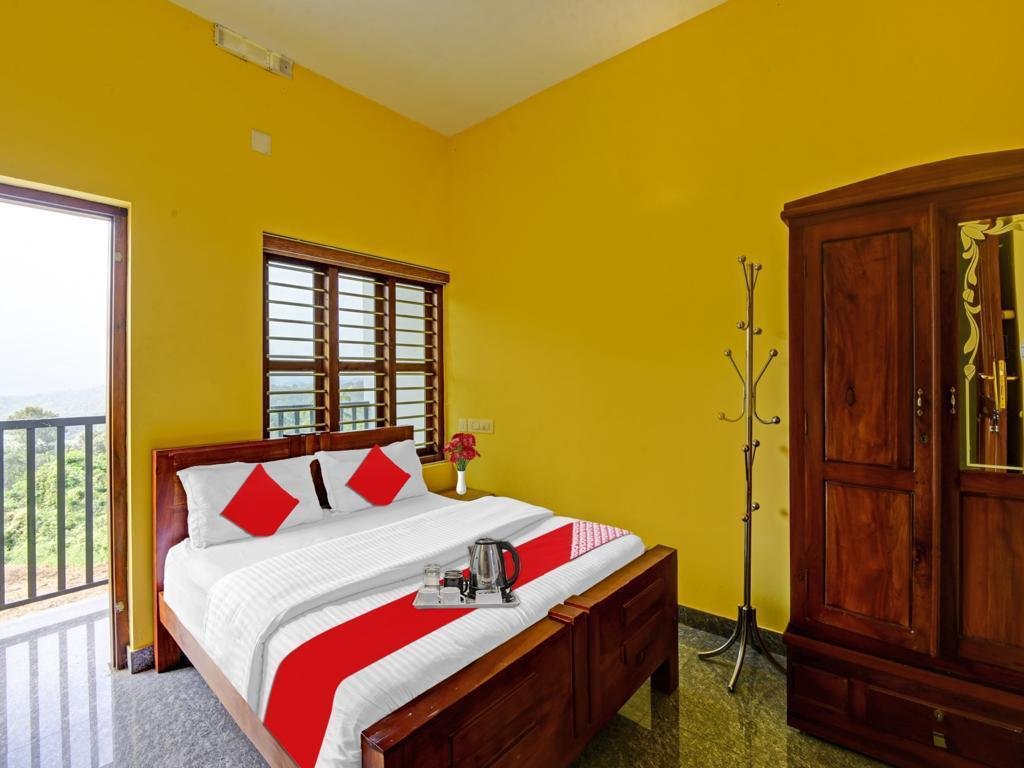 2BHK ONE ROOM AC